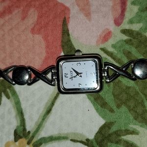 Womens gucci watch